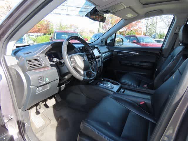used 2022 Honda Pilot car, priced at $29,879