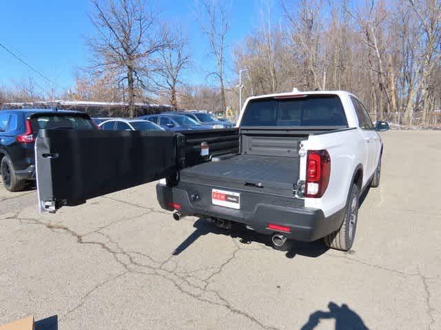 new 2025 Honda Ridgeline car, priced at $44,885