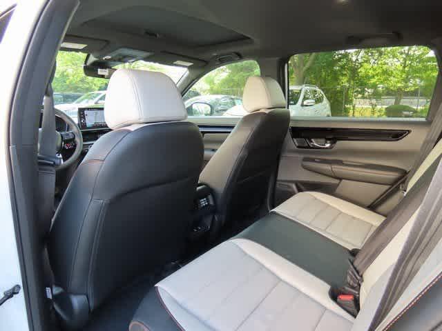 new 2026 Honda CR-V Hybrid car, priced at $44,155