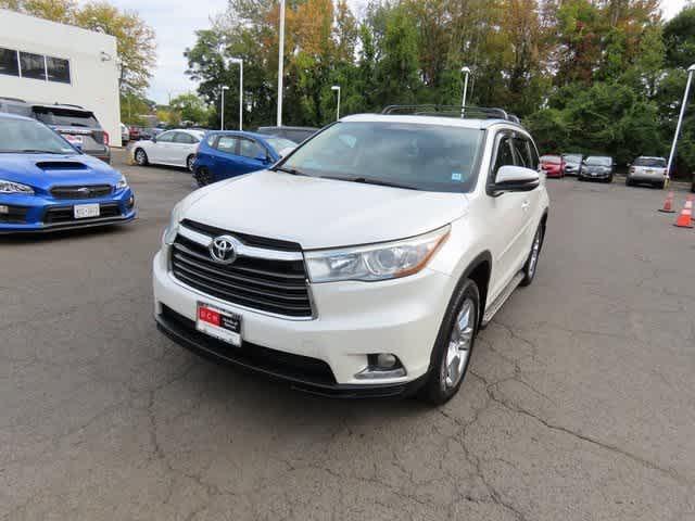 used 2014 Toyota Highlander car, priced at $19,099