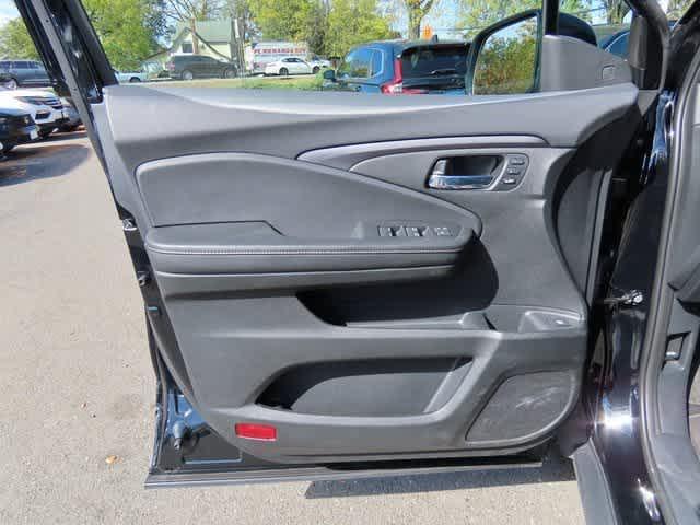 used 2024 Honda Ridgeline car, priced at $35,589