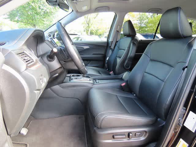 used 2022 Honda Pilot car, priced at $32,948