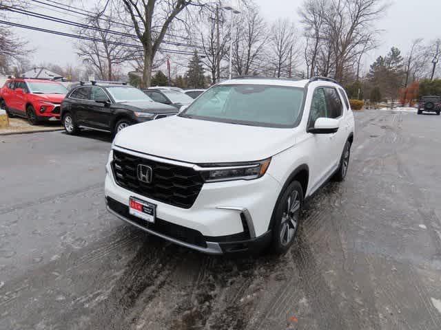 used 2025 Honda Pilot car, priced at $50,500