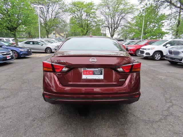 used 2025 Nissan Altima car, priced at $25,000