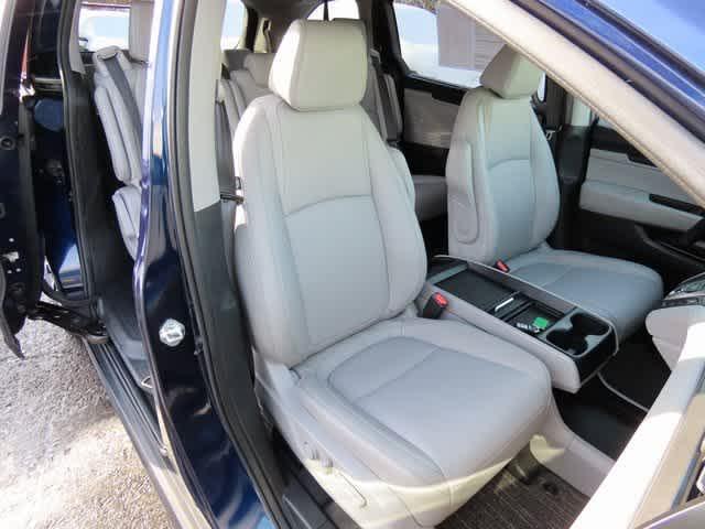 used 2022 Honda Odyssey car, priced at $32,999