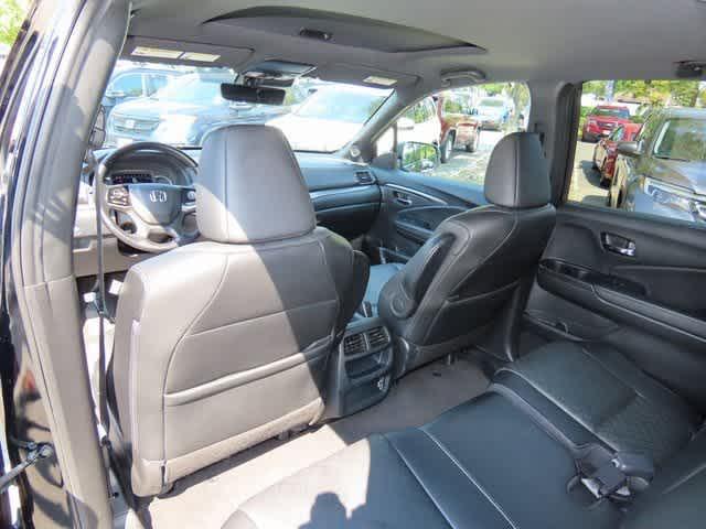 used 2021 Honda Passport car, priced at $27,999