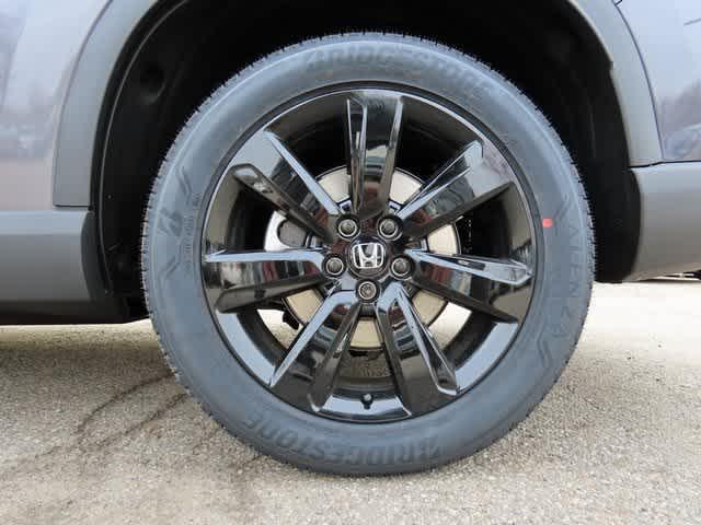 new 2025 Honda Pilot car, priced at $56,030