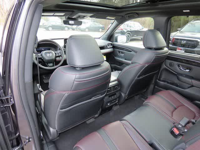 new 2025 Honda Pilot car, priced at $56,030