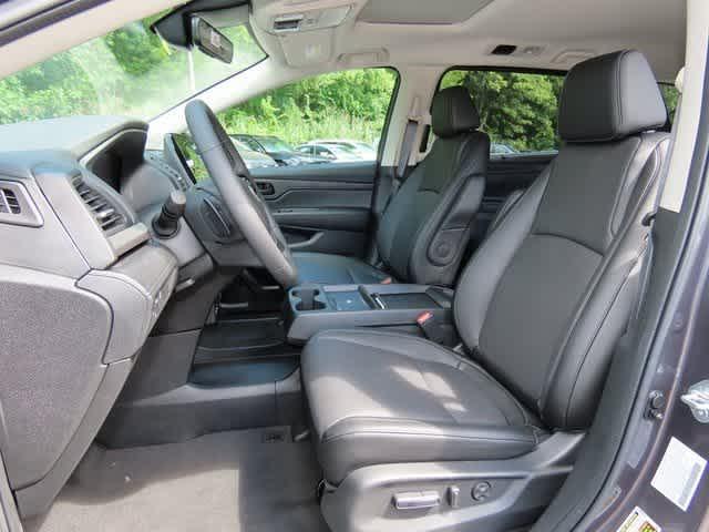 new 2026 Honda Odyssey car, priced at $44,290