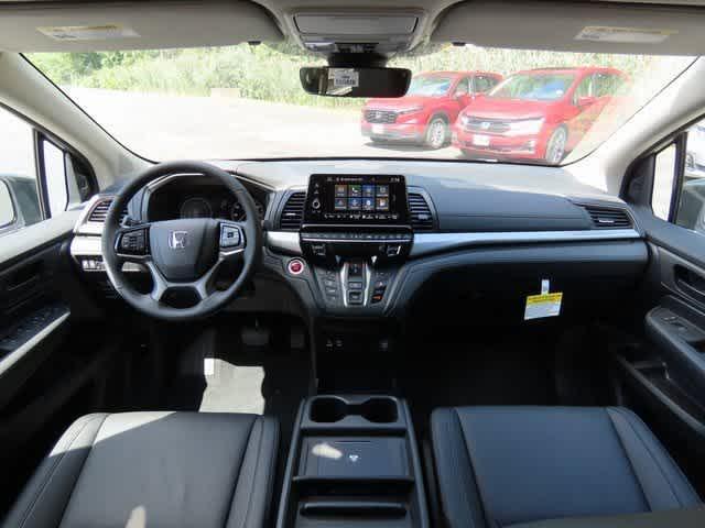 new 2026 Honda Odyssey car, priced at $44,290
