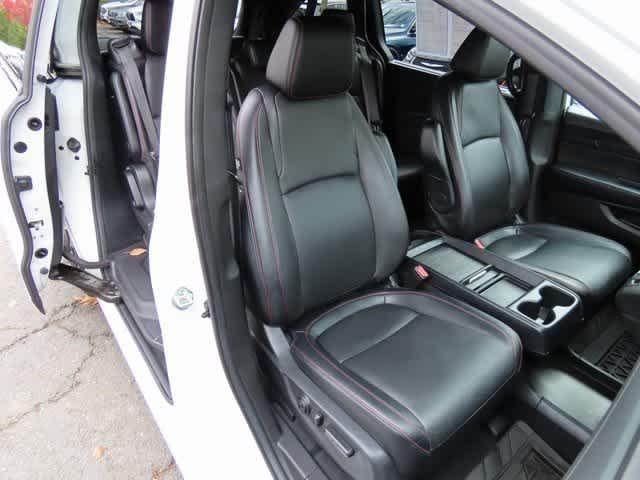 used 2023 Honda Odyssey car, priced at $32,554