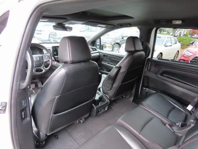 used 2023 Honda Odyssey car, priced at $32,554