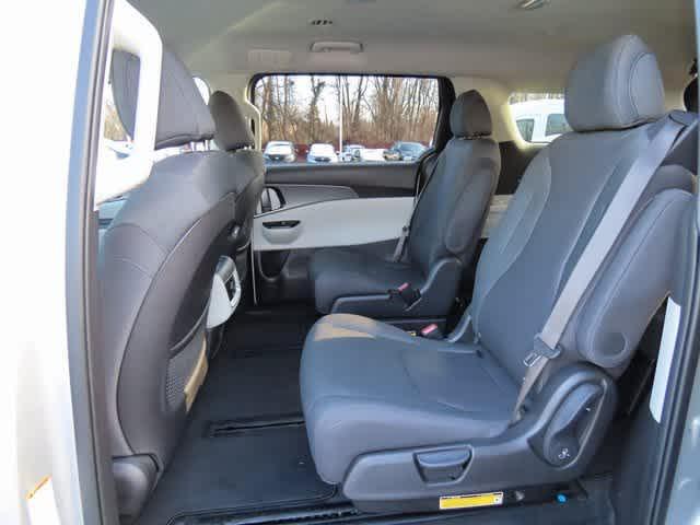 used 2023 Kia Carnival car, priced at $30,999