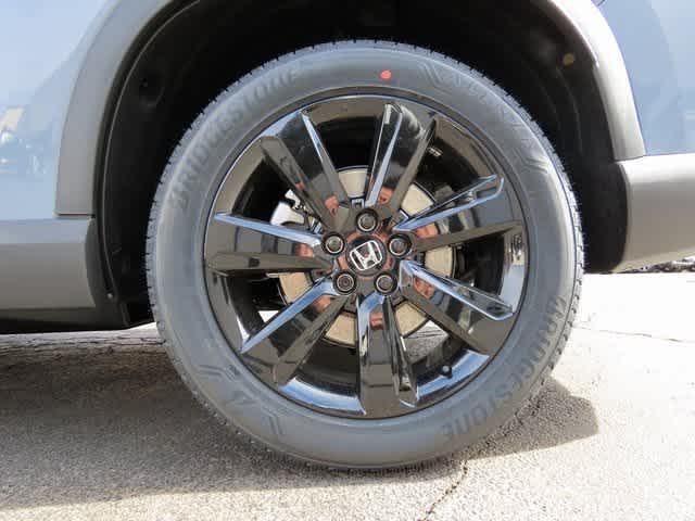 new 2025 Honda Pilot car, priced at $57,215