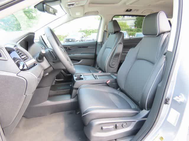 new 2026 Honda Odyssey car, priced at $48,990