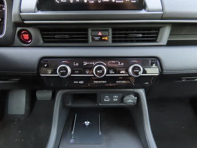 new 2025 Honda Pilot car, priced at $47,550