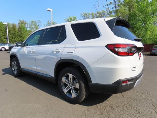 new 2025 Honda Pilot car, priced at $47,550