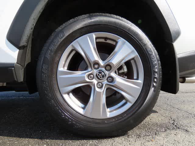 used 2022 Toyota RAV4 Hybrid car, priced at $31,000