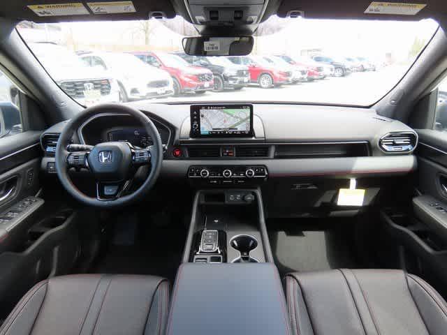 new 2025 Honda Pilot car, priced at $56,530