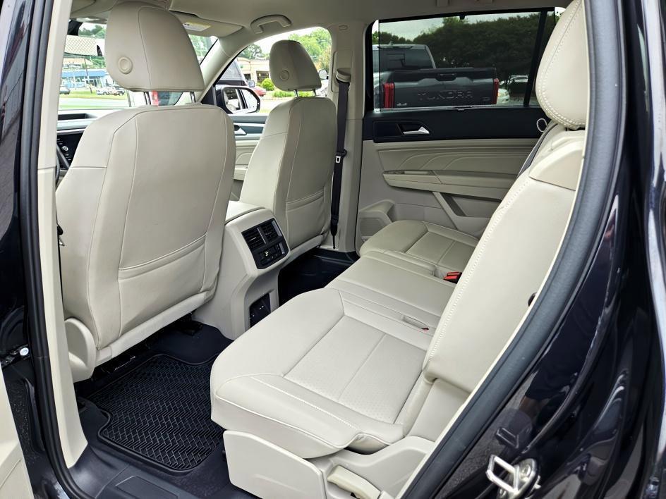 used 2021 Volkswagen Atlas car, priced at $24,999