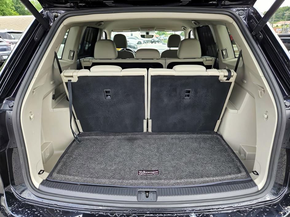 used 2021 Volkswagen Atlas car, priced at $24,999