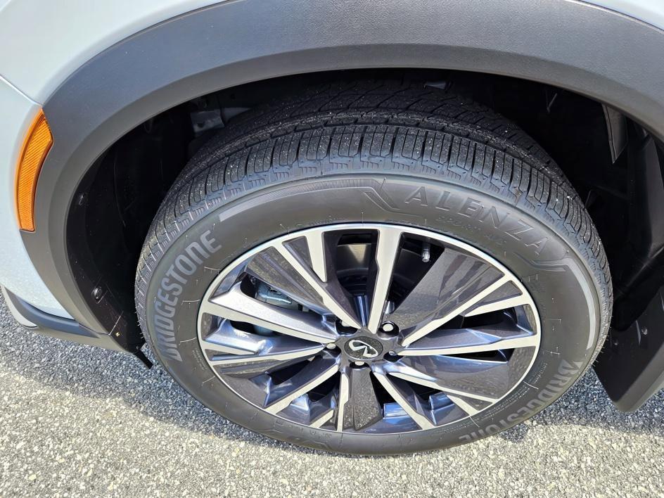 new 2026 INFINITI QX60 car, priced at $63,450