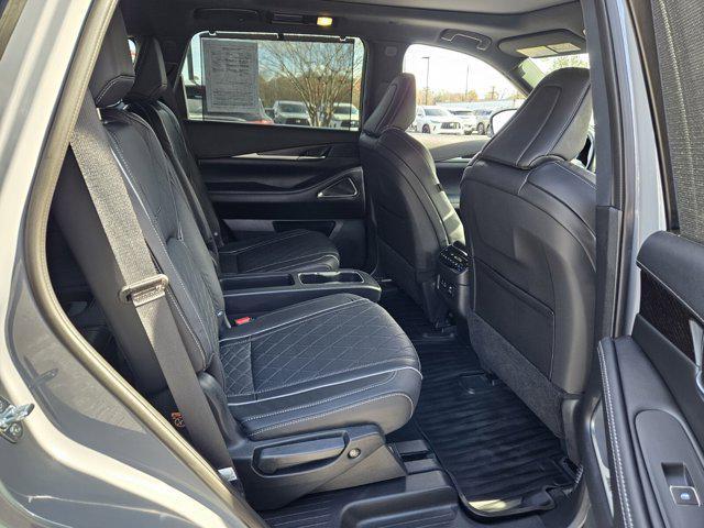 used 2025 INFINITI QX60 car, priced at $59,999