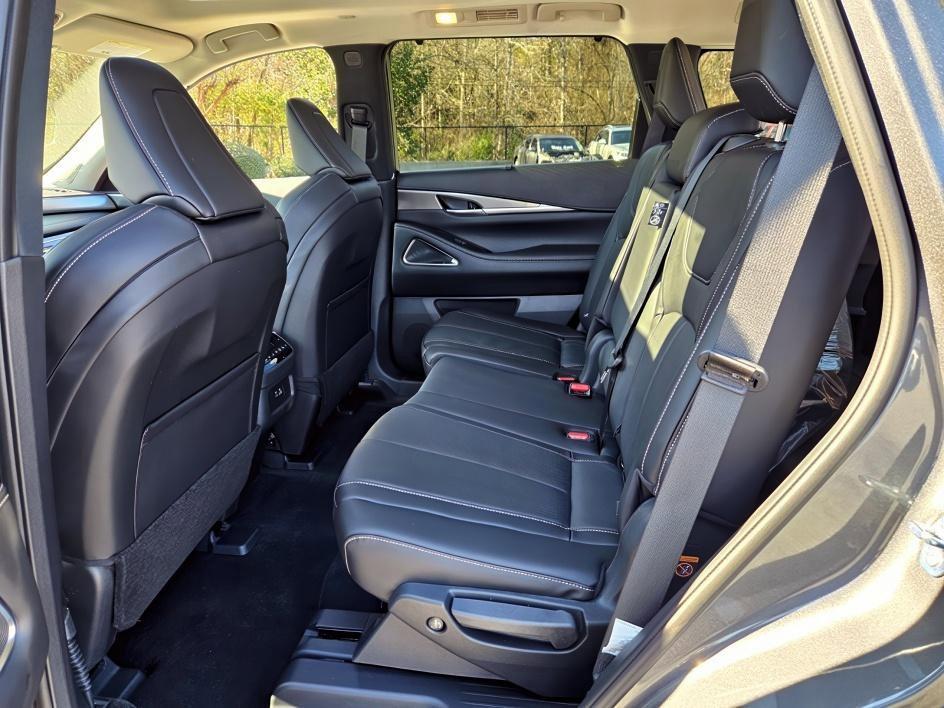 used 2025 INFINITI QX60 car