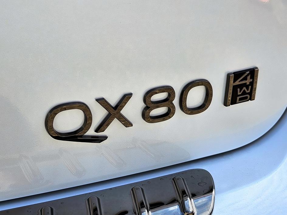 new 2026 INFINITI QX80 car, priced at $119,075