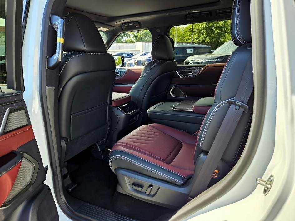 new 2026 INFINITI QX80 car, priced at $119,075