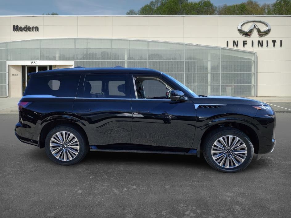 new 2025 INFINITI QX80 car, priced at $108,130