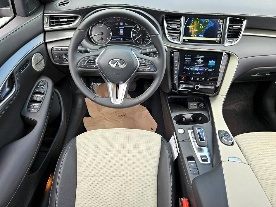 new 2025 INFINITI QX55 car, priced at $51,101