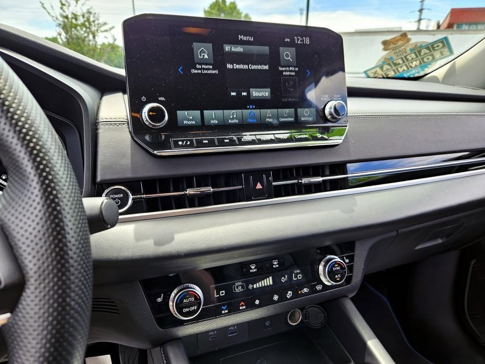 used 2023 Mitsubishi Outlander PHEV car, priced at $26,999