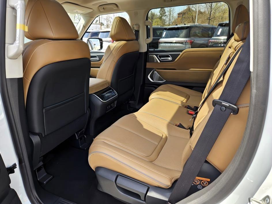 new 2025 INFINITI QX80 car, priced at $107,485