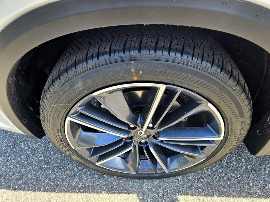new 2025 INFINITI QX55 car, priced at $59,770