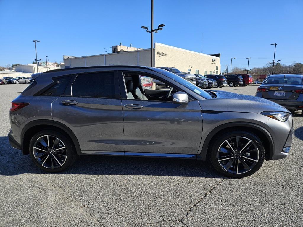 new 2025 INFINITI QX50 car, priced at $51,242