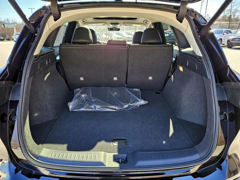 new 2025 INFINITI QX50 car, priced at $47,402