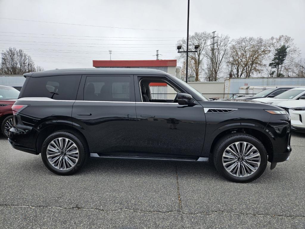 new 2025 INFINITI QX80 car, priced at $105,840