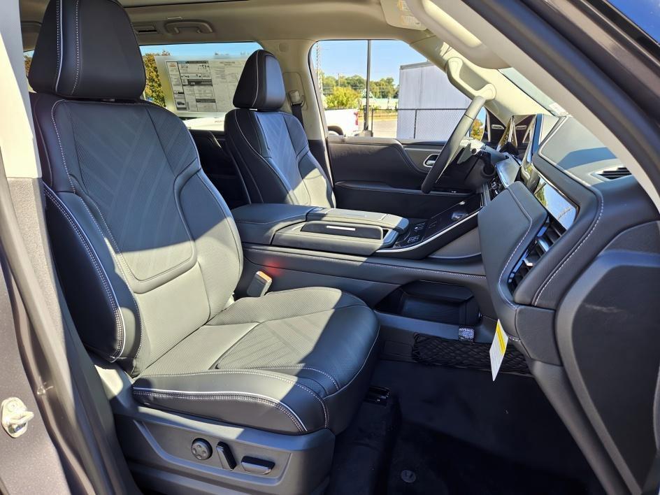 new 2026 INFINITI QX80 car, priced at $97,275