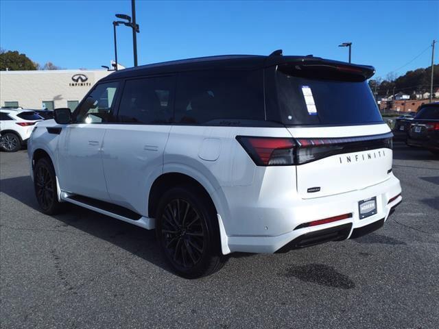 new 2025 INFINITI QX80 car, priced at $114,055