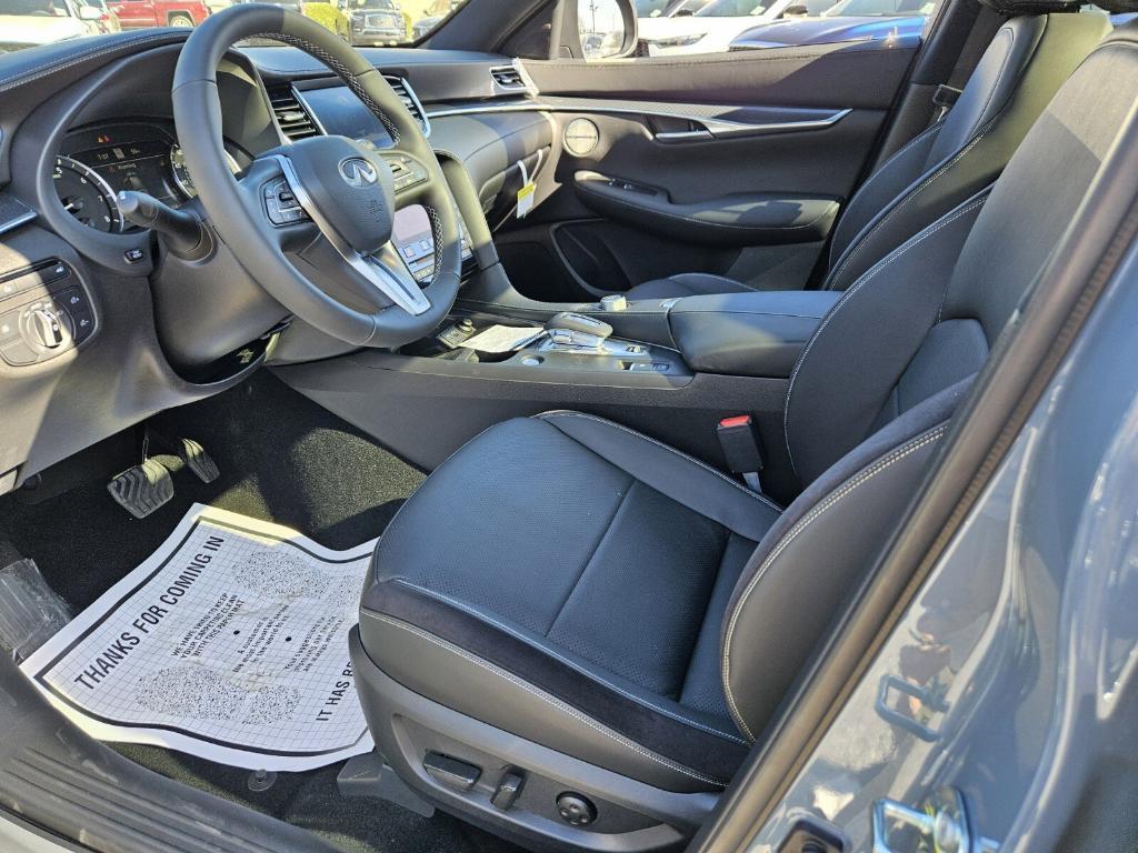 new 2025 INFINITI QX50 car, priced at $51,826