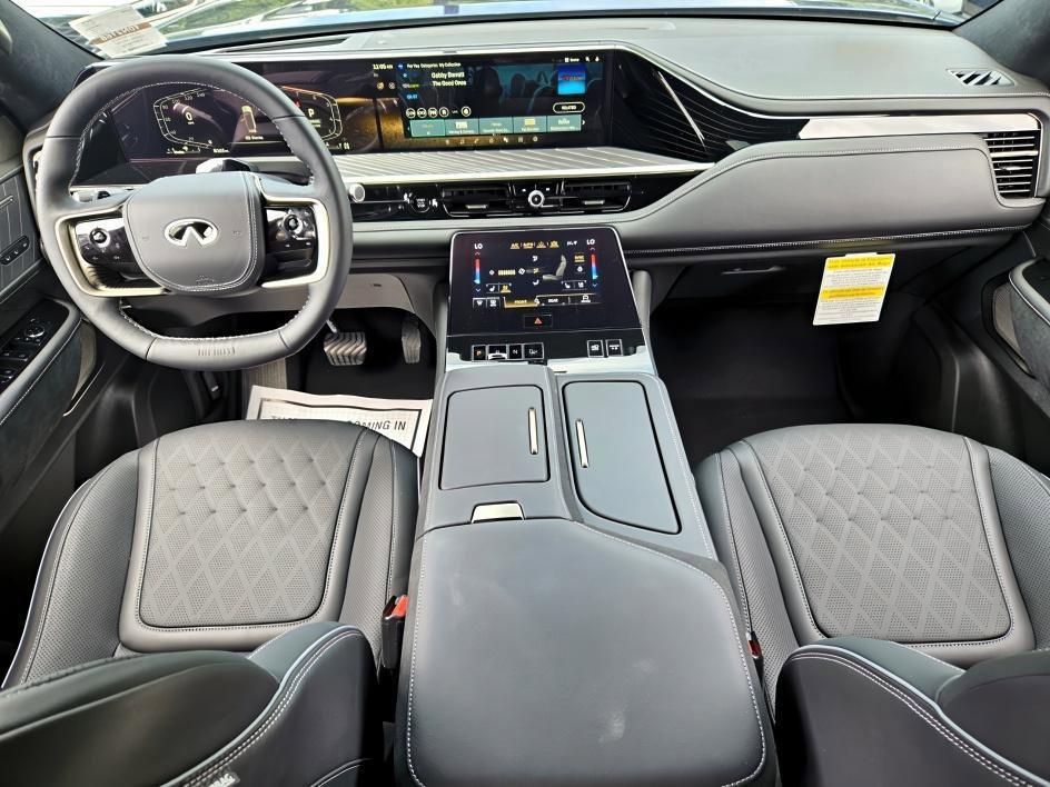 new 2025 INFINITI QX80 car, priced at $112,590