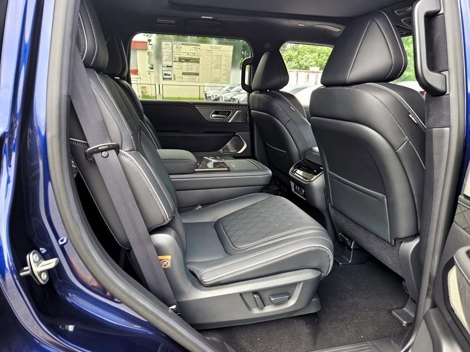 new 2025 INFINITI QX80 car, priced at $112,590