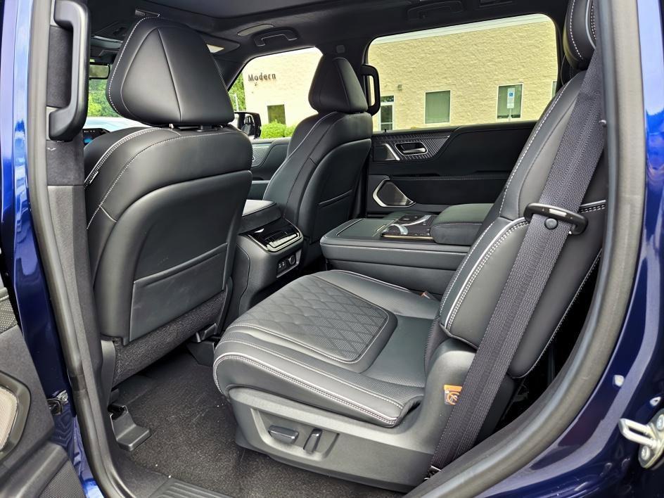 new 2025 INFINITI QX80 car, priced at $112,590