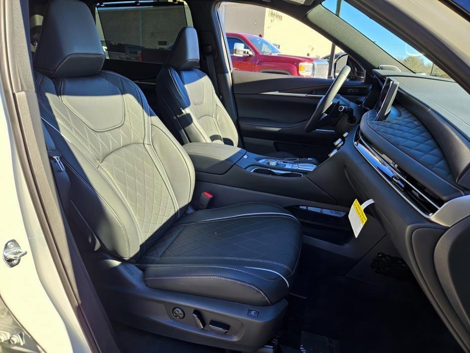new 2025 INFINITI QX60 car, priced at $66,783