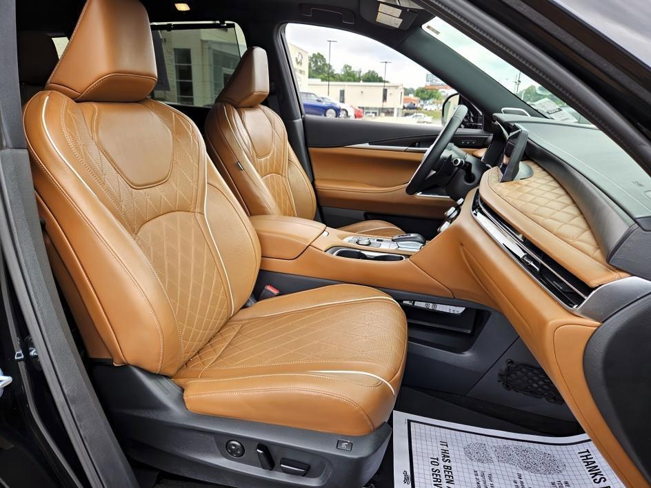 used 2024 INFINITI QX60 car, priced at $49,981