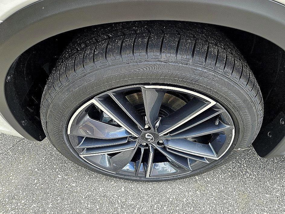 new 2025 INFINITI QX55 car, priced at $59,770