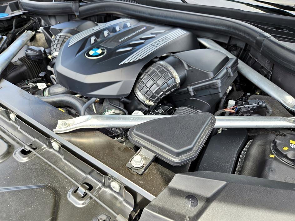 used 2021 BMW X7 car, priced at $47,888