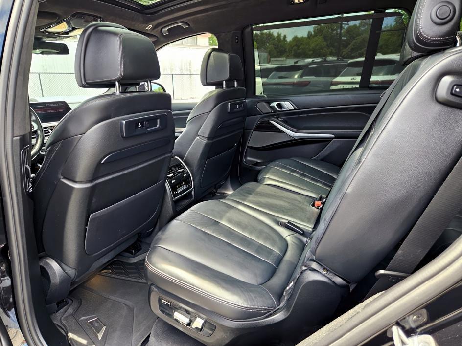 used 2021 BMW X7 car, priced at $47,888