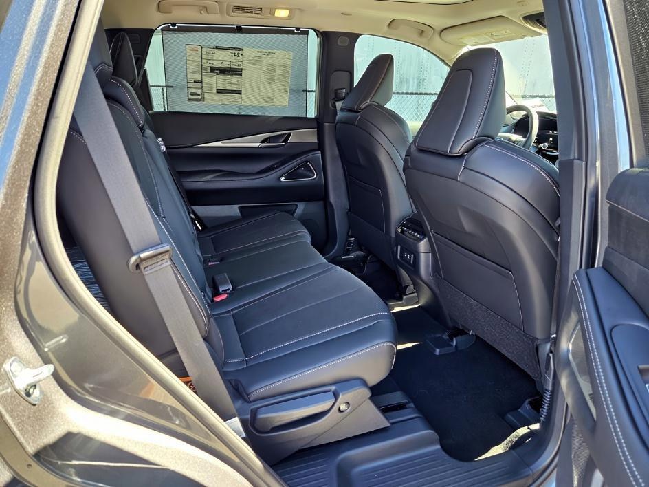 new 2026 INFINITI QX60 car, priced at $59,995